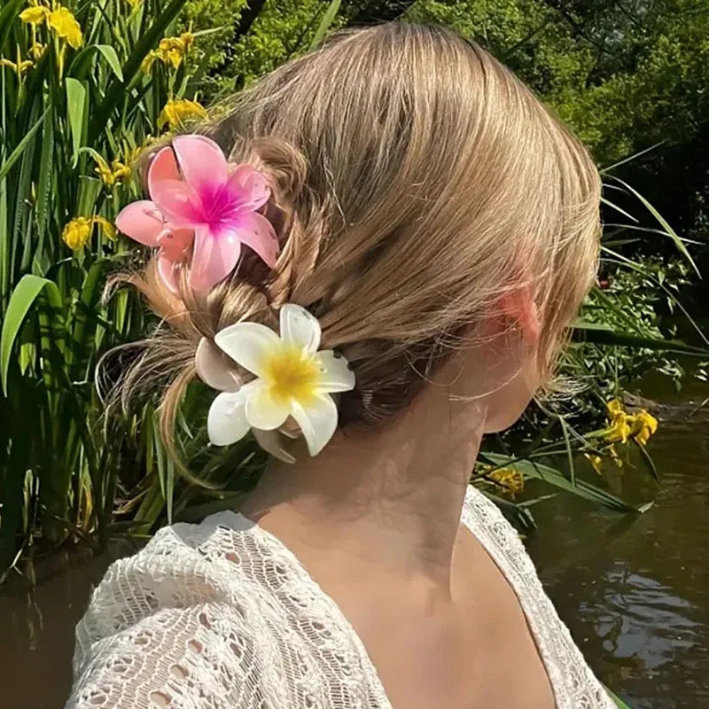 Lily Flower Claw Clip